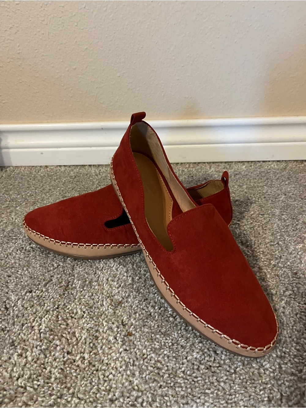 Universal Thread Muted Red Faux Suede Espadrille Slip-On Flats Women’s Sz 9